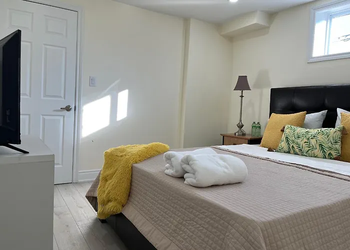 Comfortable Basement Home In Oakville, Ontario , Canada